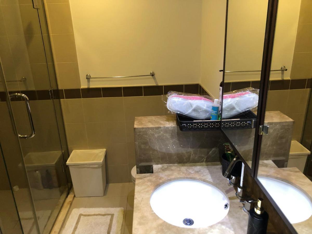 Downtown Boulevard One Bedroom Apt In 29 Blvd غرفة وصالة Burj & Fountain View Master Bedroom Plus 2 Single Beds In Living Room Dubai Esterno foto